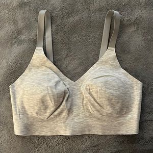 Aerie bra with removable cups gray XL NWT